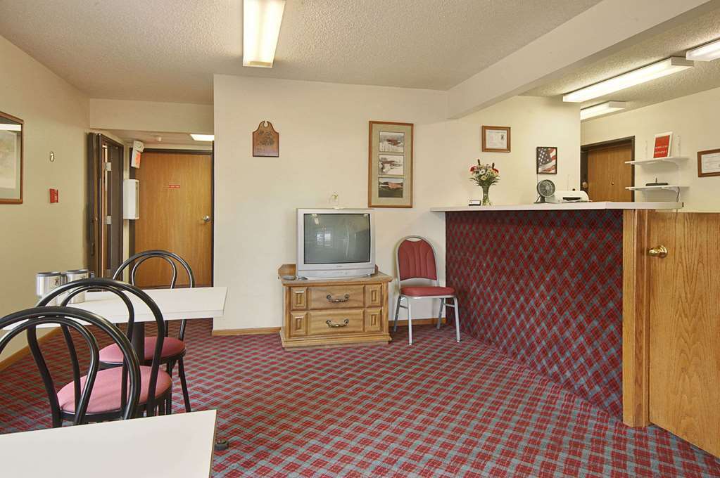 Super 8 Winterset Hotel Restaurant billede